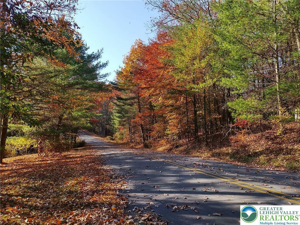Property Photo: 6701 Red Fox Trail PA 18302