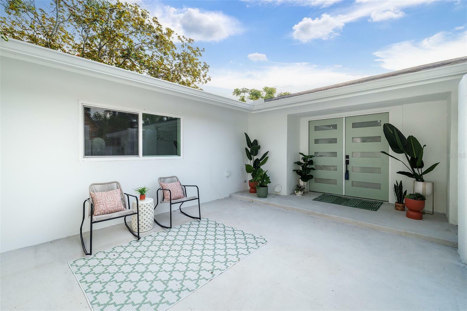 Property Photo: 3801 Dr Martin Luther King Jr Street N FL 33703