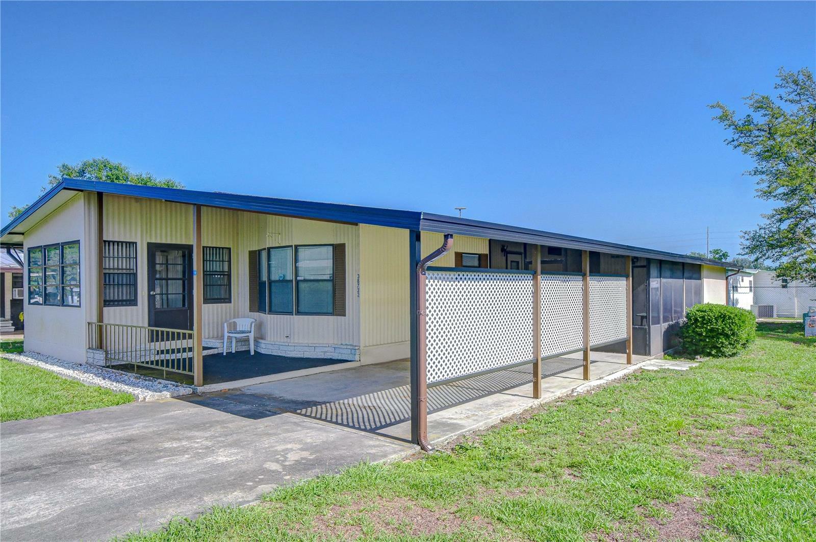 Property Photo: 38732 Vulcan Circle FL 33542