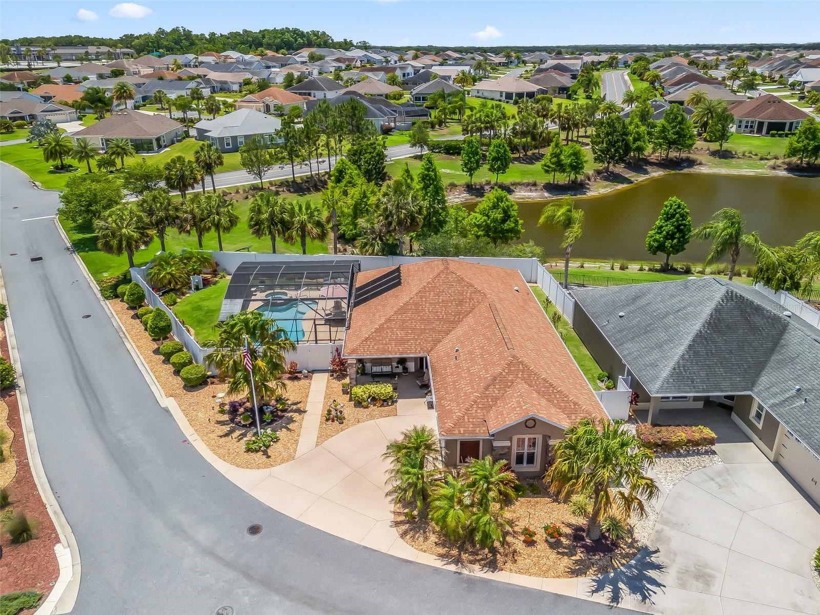 Property Photo: 2998 Kramer Court FL 32163