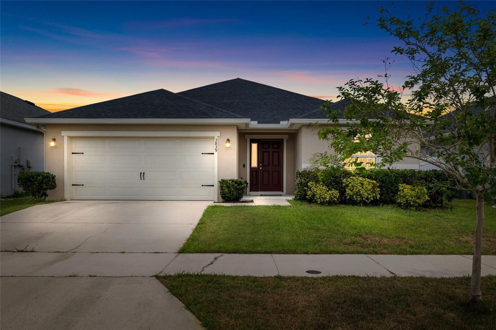 Property Photo: 3839 White Ibis Road FL 33811