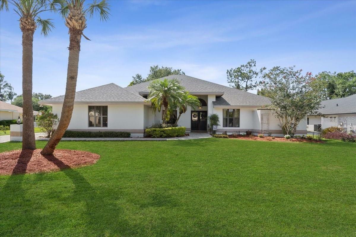 Property Photo: 2987 Plantation Road FL 33884