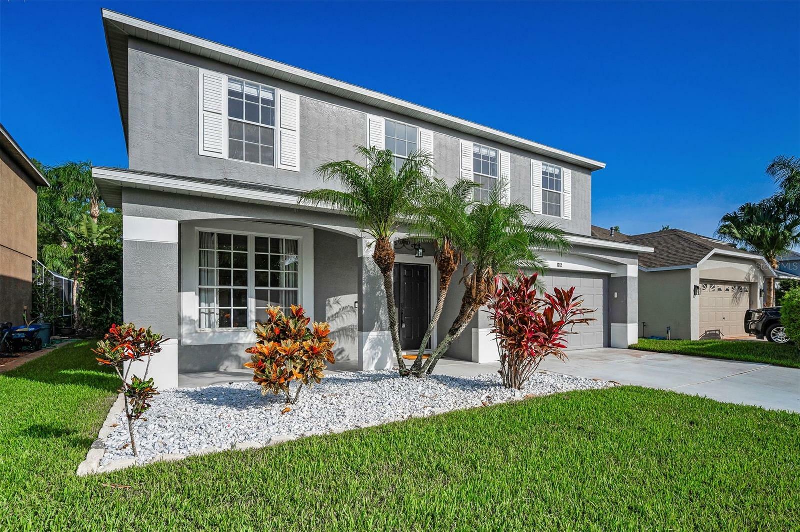 Property Photo: 1712 Crossvine Court FL 34655