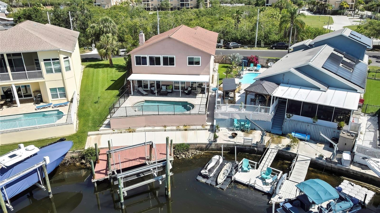 Property Photo:  6340 Spoonbill Drive  FL 34652 