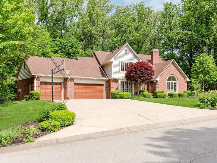 Property Photo: 10350 Courageous Drive IN 46236