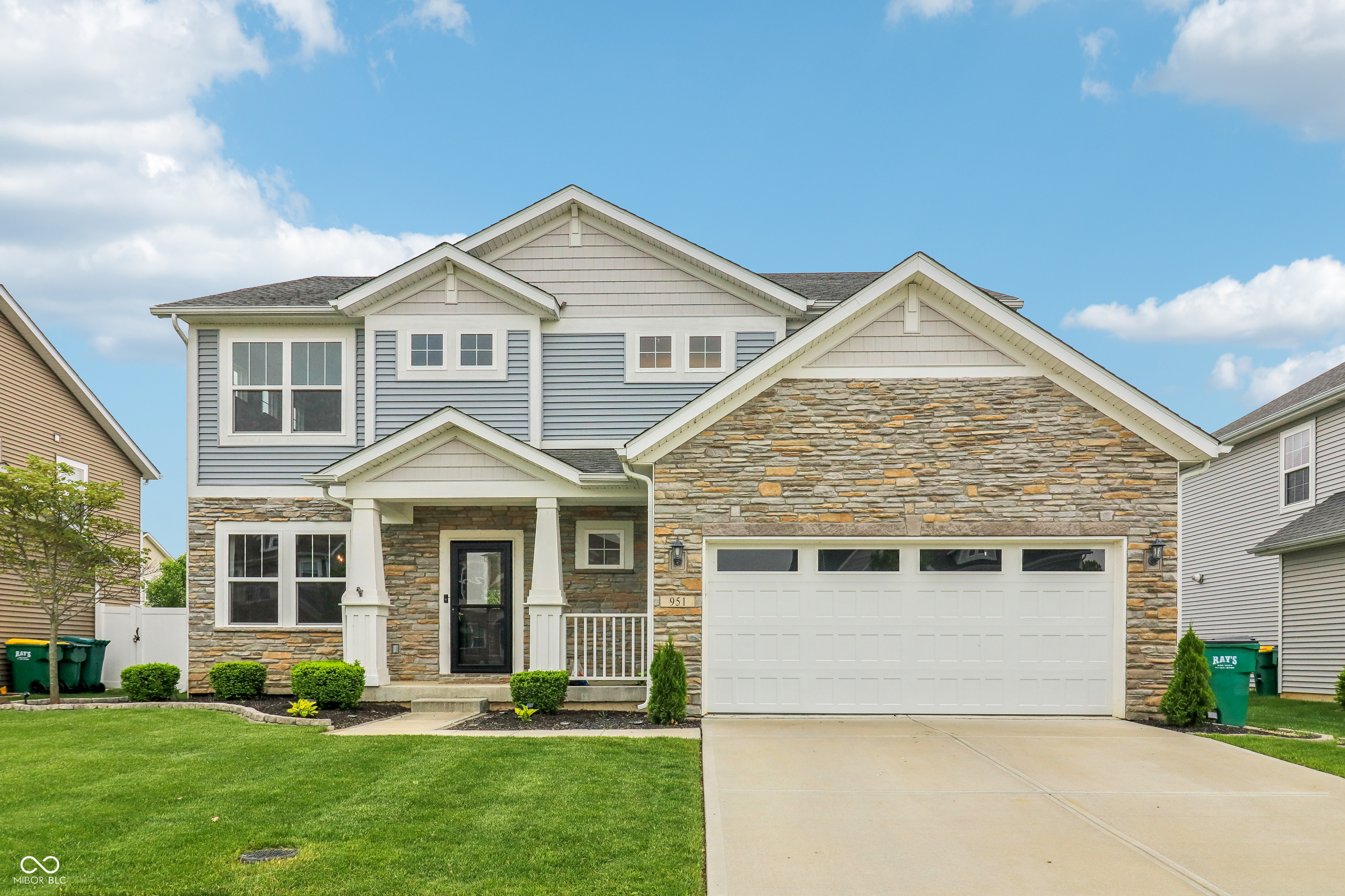 Property Photo: 951 Parker Lane IN 46074