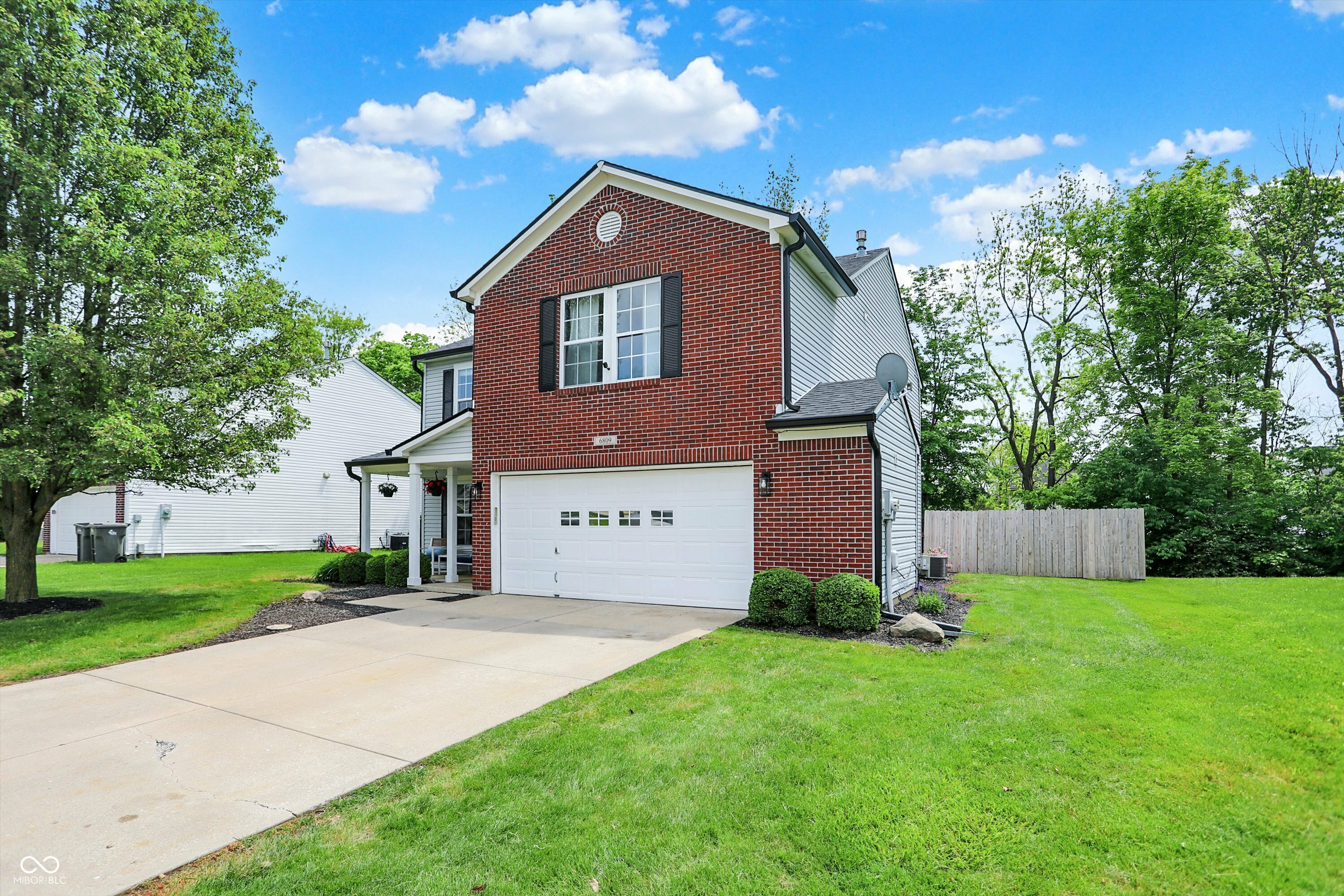 Property Photo: 6809 Amber Springs Way IN 46237