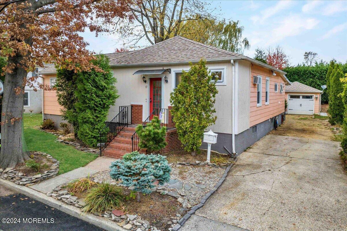 17 Meadowbrook Avenue  Rumson NJ 07760 photo
