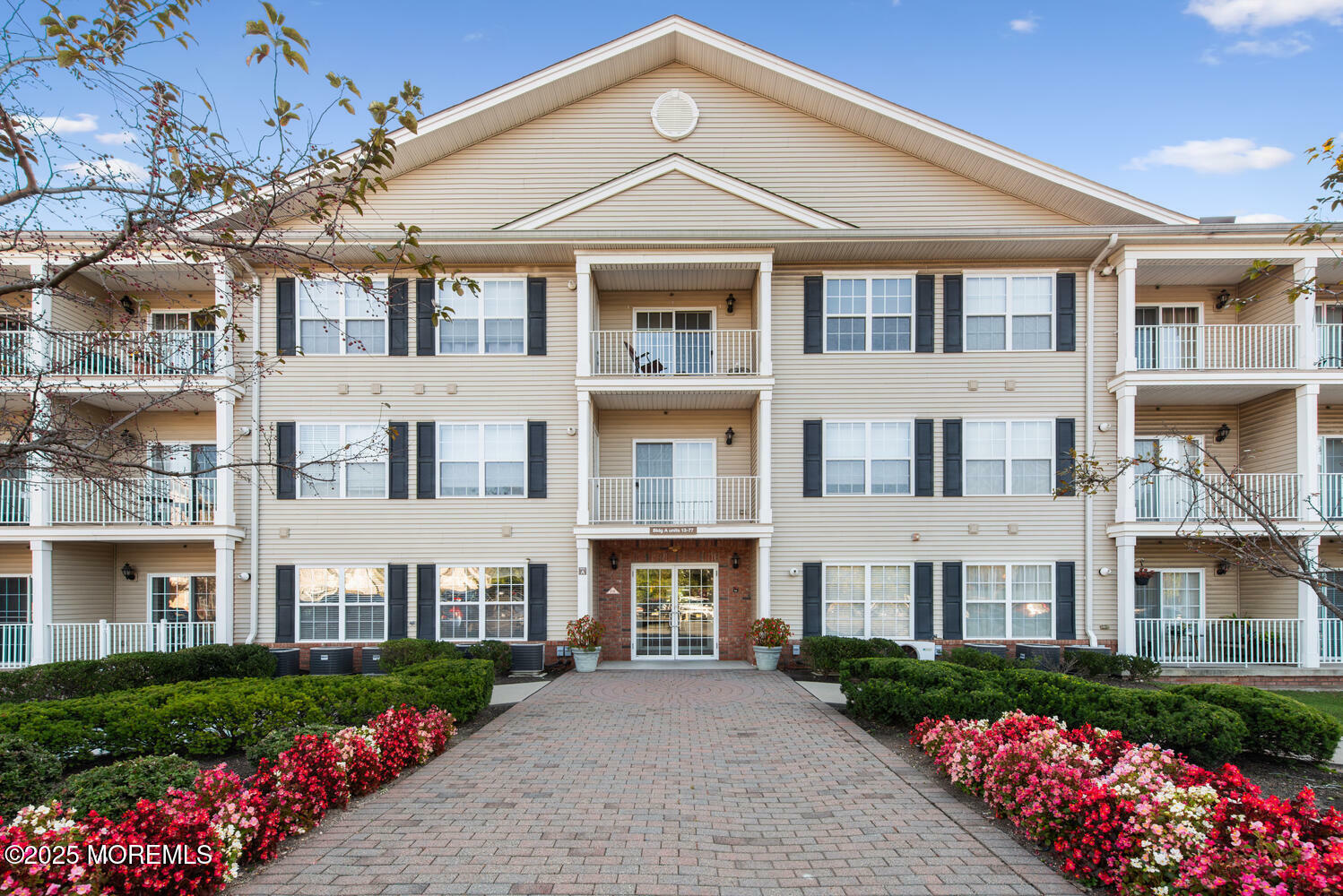 183 Liddle Avenue 183  Edison NJ 08837 photo