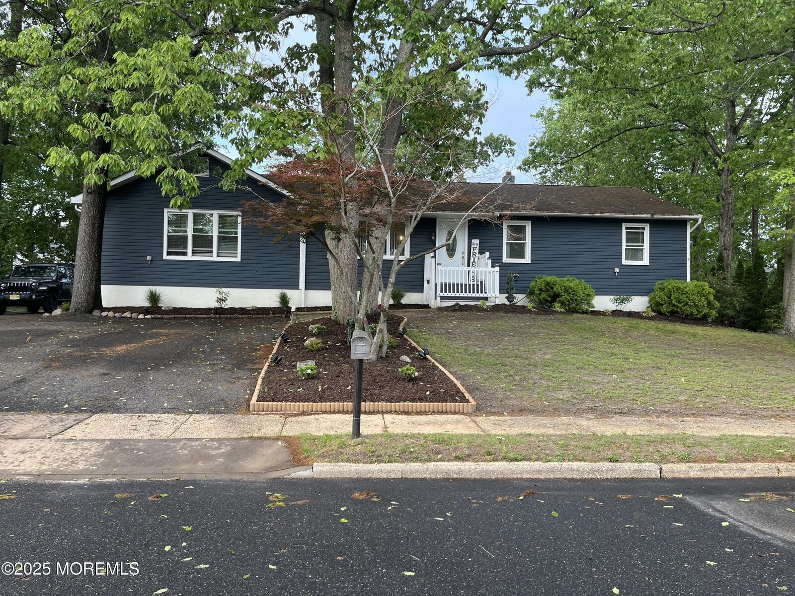 Property Photo:  53 Darien Road  NJ 07731 