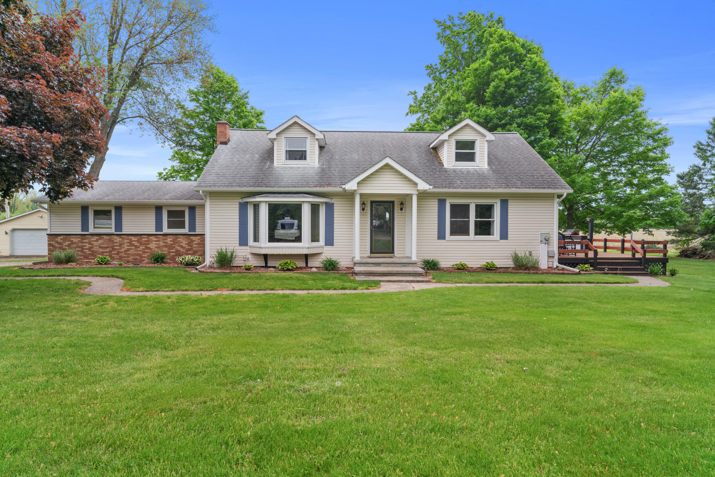 375 N Fox Rd Road  Coldwater MI 49036 photo