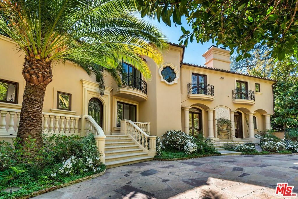 1549 Lindacrest Drive  Beverly Hills CA 90210 photo