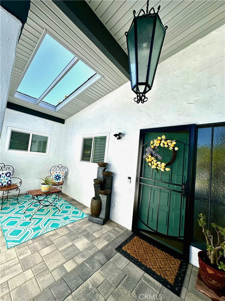 Property Photo: 182 Verona Avenue CA 93117