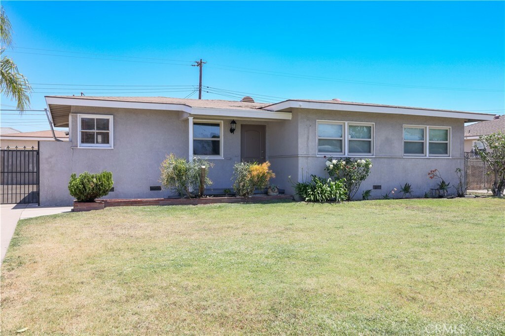 Property Photo: 13162 Newell Street CA 92843