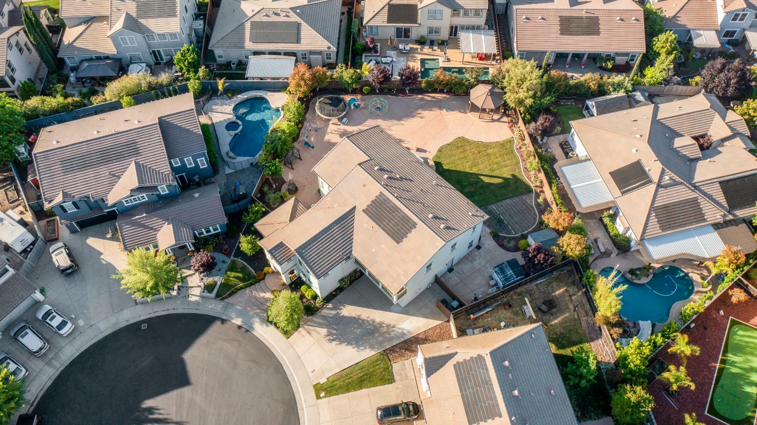 Property Photo: 316 Rushford Court CA 95747