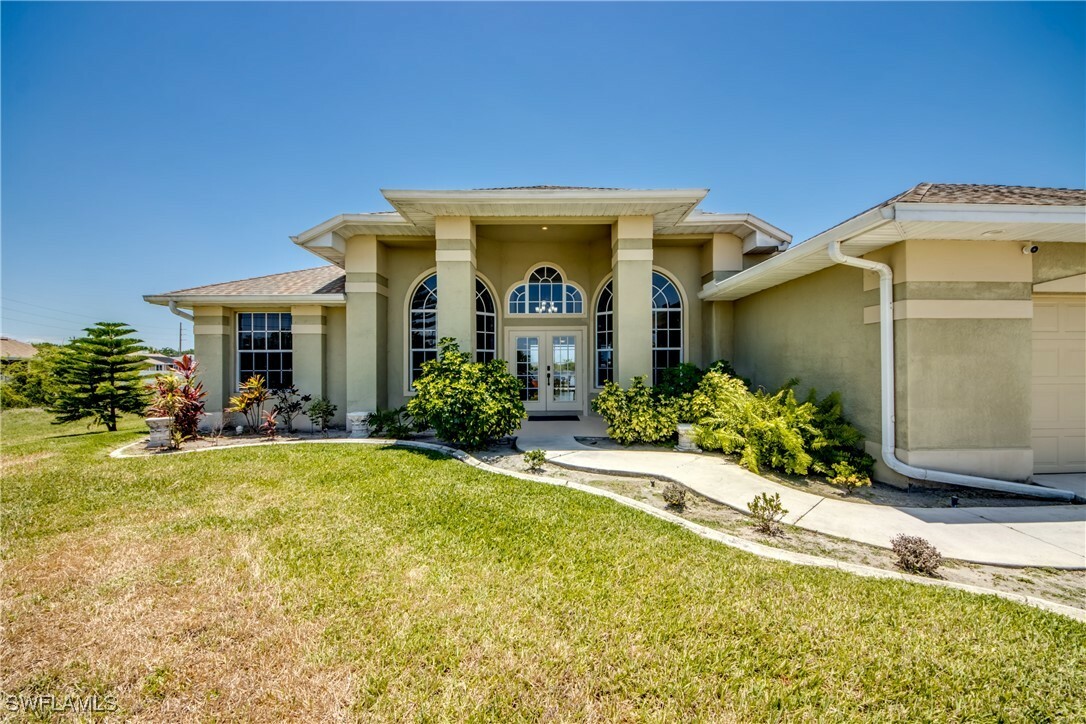Property Photo: 2319 NE 19th Street FL 33909
