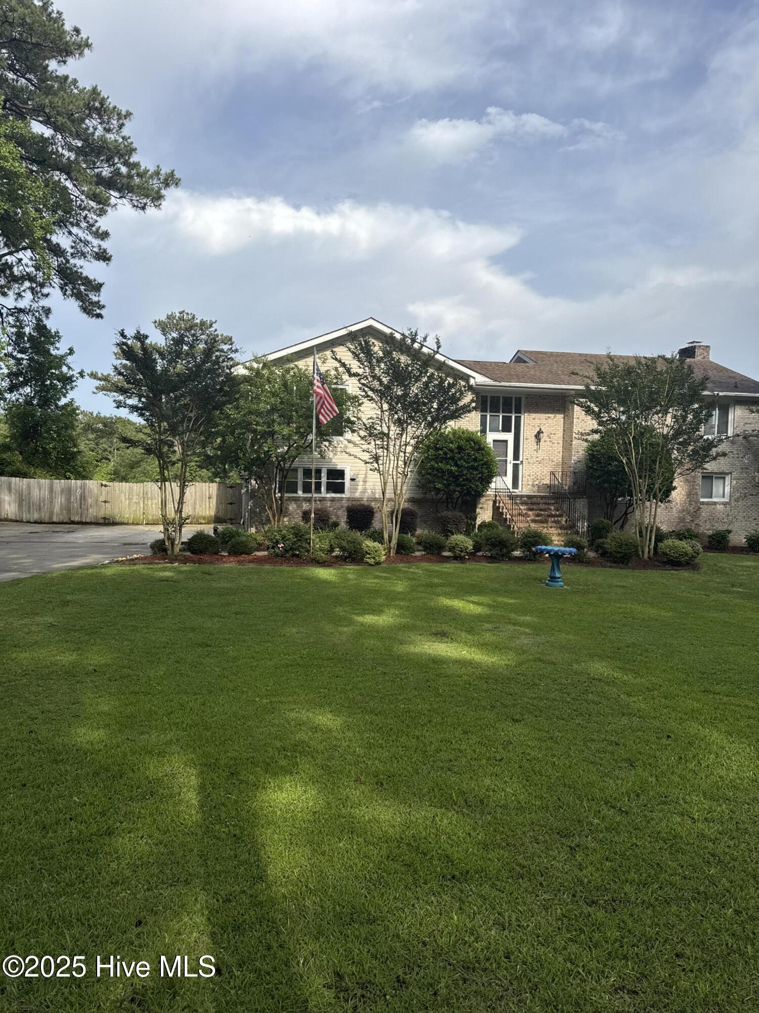 Property Photo:  105 Lakeside Drive  NC 28532 