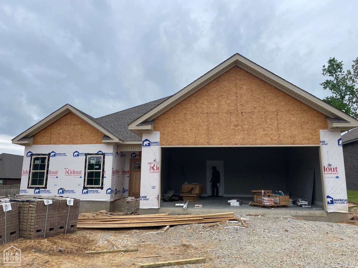 Property Photo: 1001 Cypress Pointe Cove AR 72405