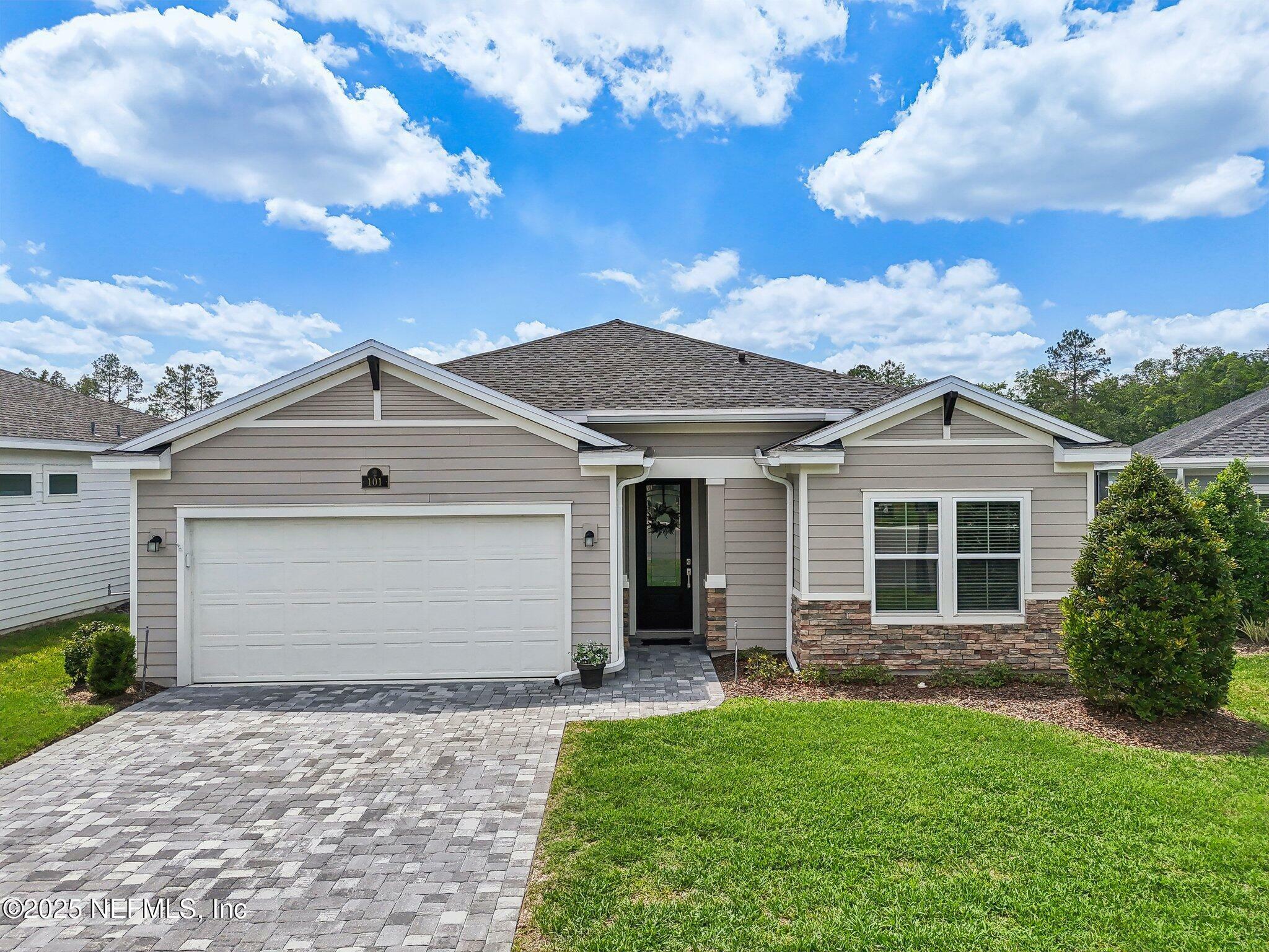 Property Photo: 101 Greenie Bend FL 32259