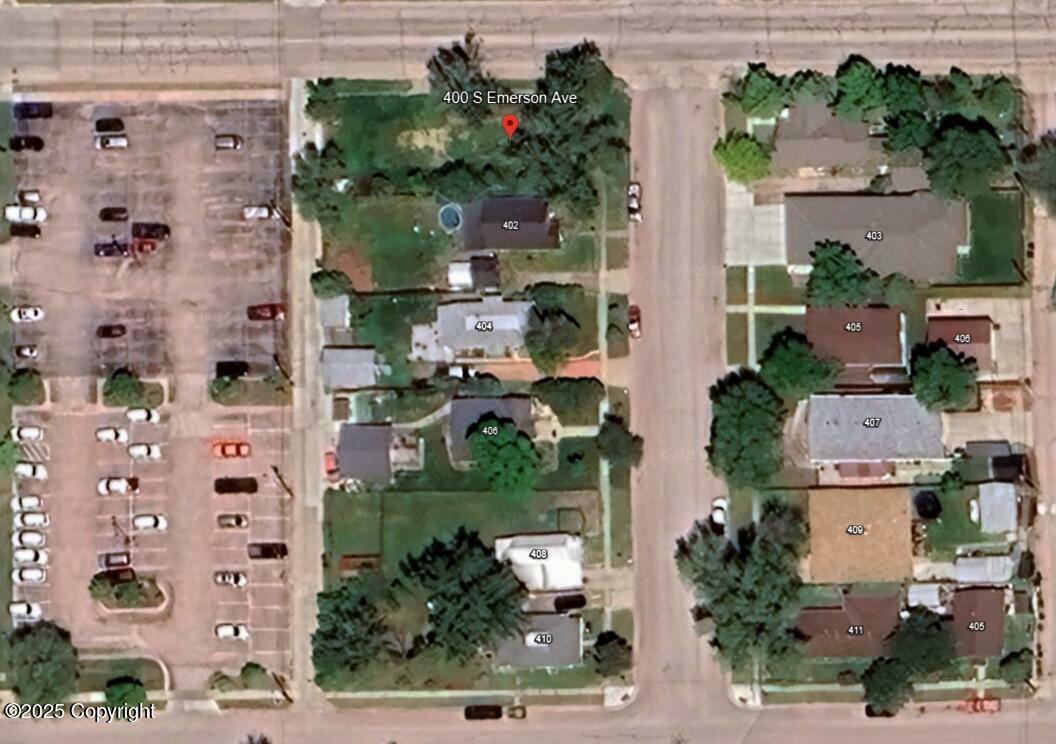 Property Photo: 400 S Emerson Ave WY 82716
