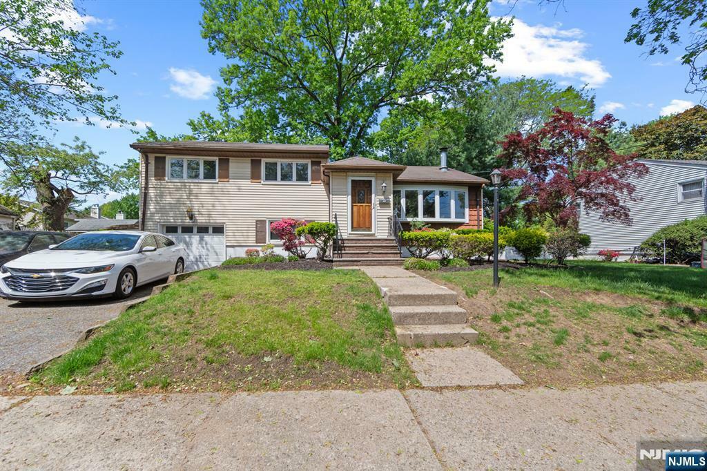 6 Juniper Street  Dumont NJ 07628 photo