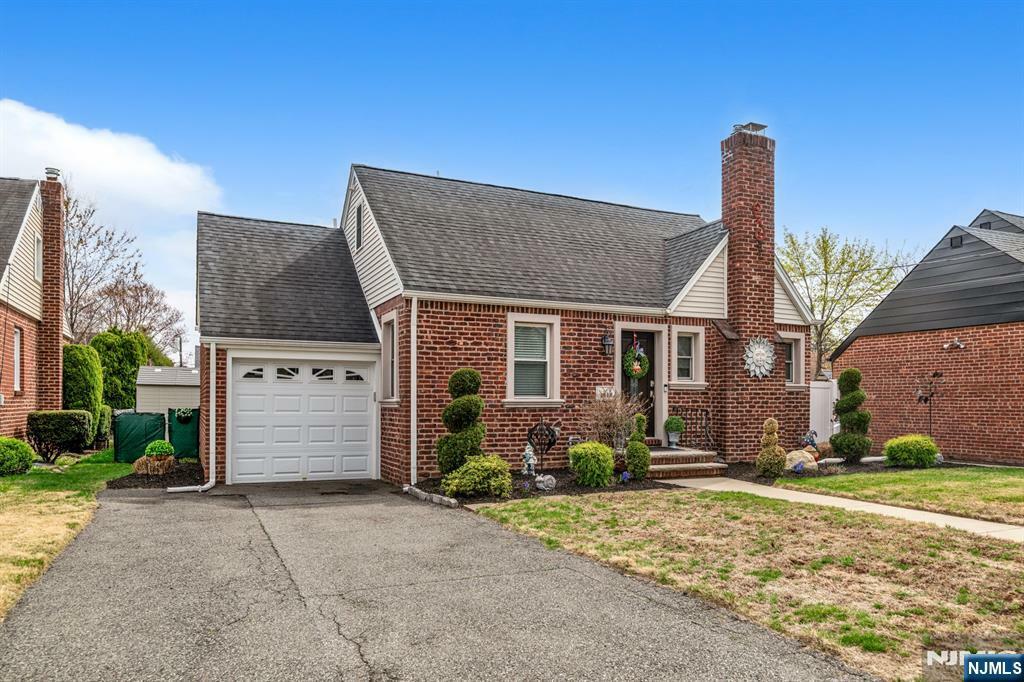 Property Photo: 39-14 Sunderland Drive NJ 07410