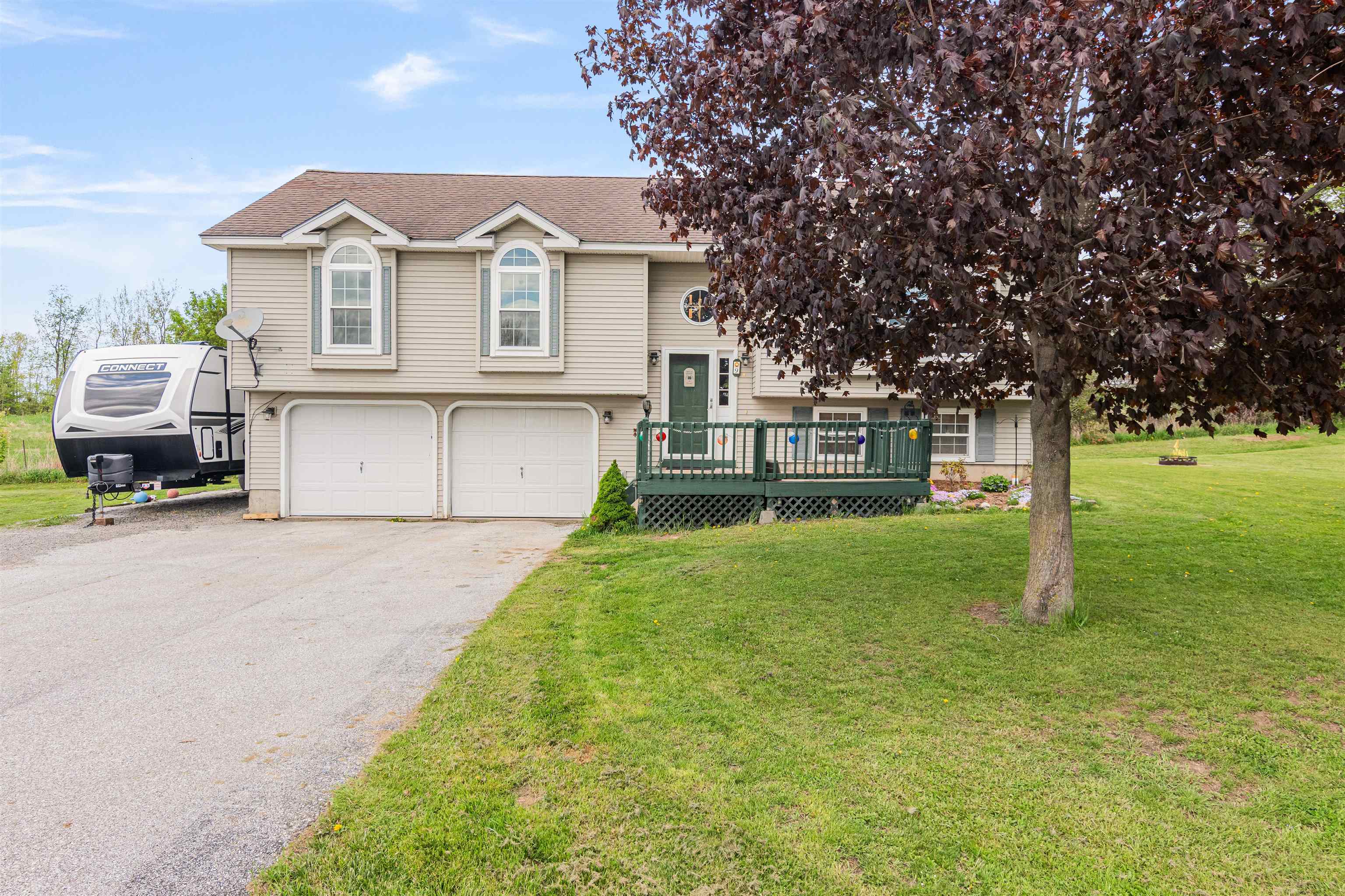 Property Photo: 9 Tanglewood Drive VT 05478