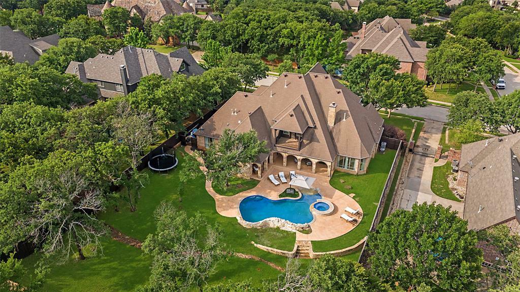 Property Photo: 617 Meandering Woods Drive TX 76248