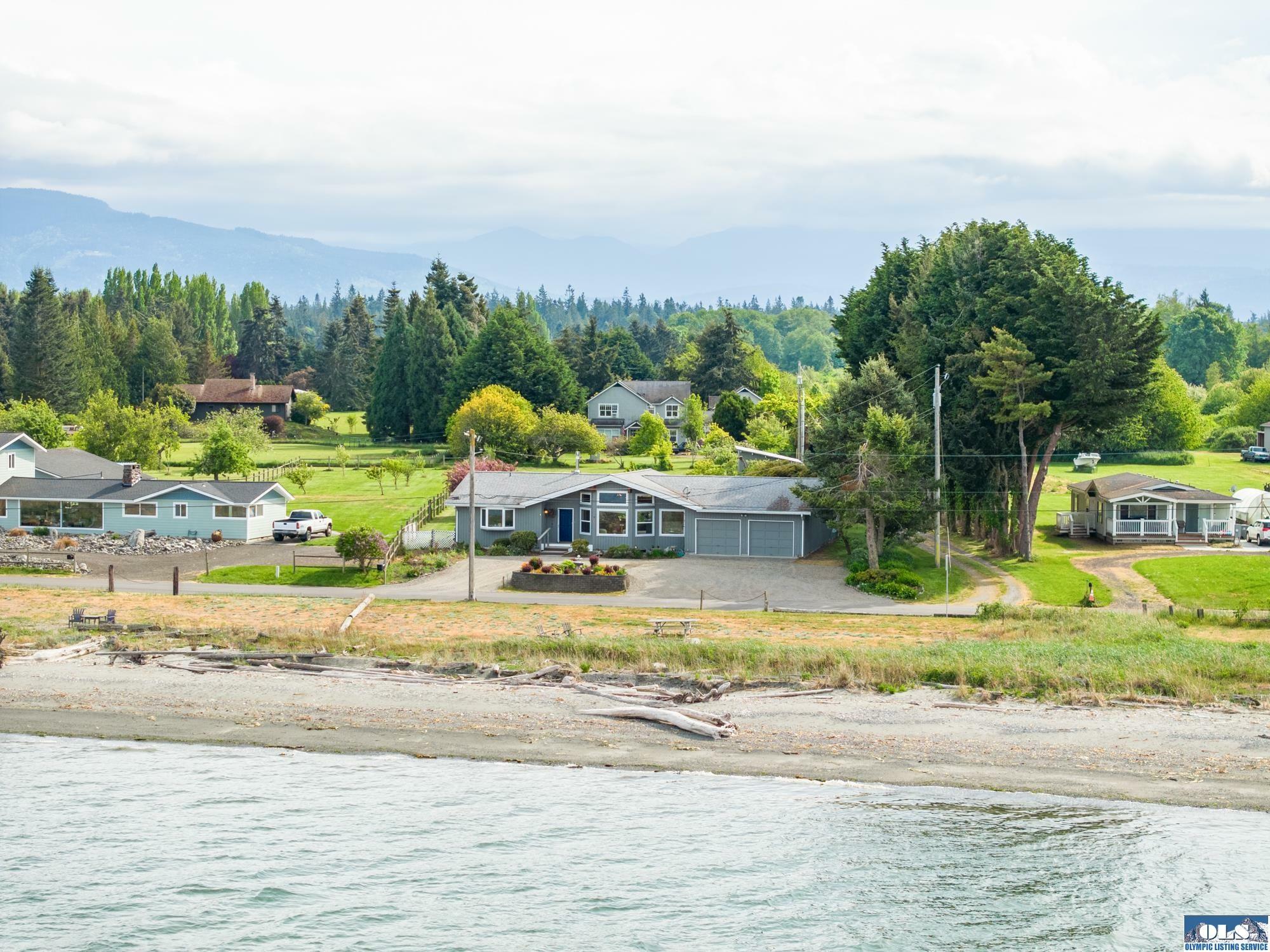 Property Photo: 1432 Jamestown Rd WA 98382