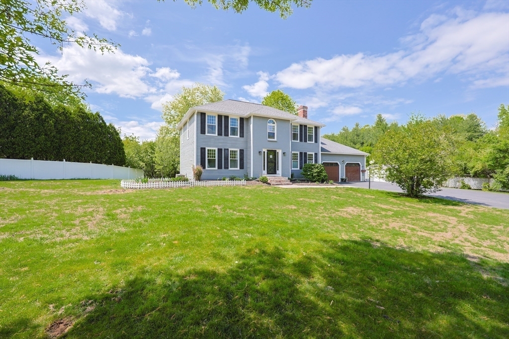 Property Photo: 20 Powderhorn Ln MA 01746