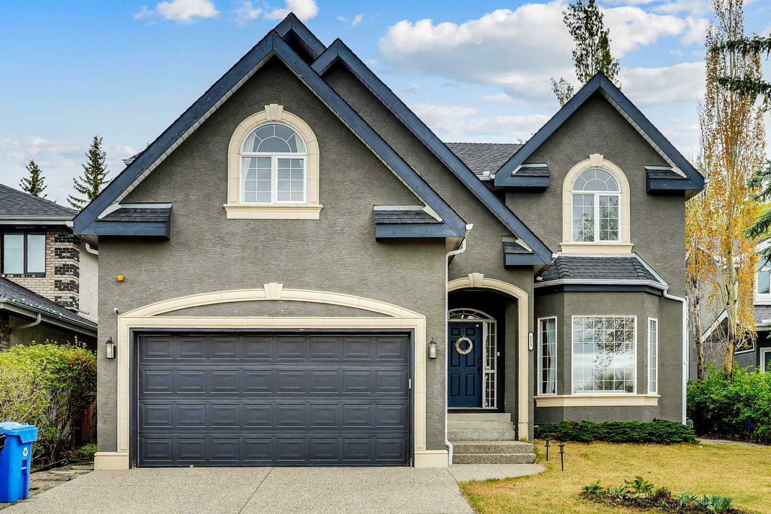 115 Patterson Drive SW  Calgary AB T3H 3B2 photo