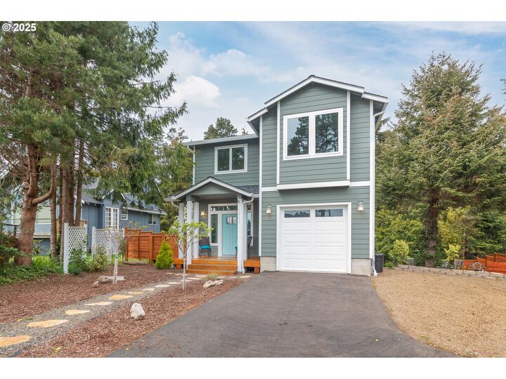 1937 NE 7th Dr  Lincoln City OR 97367 photo