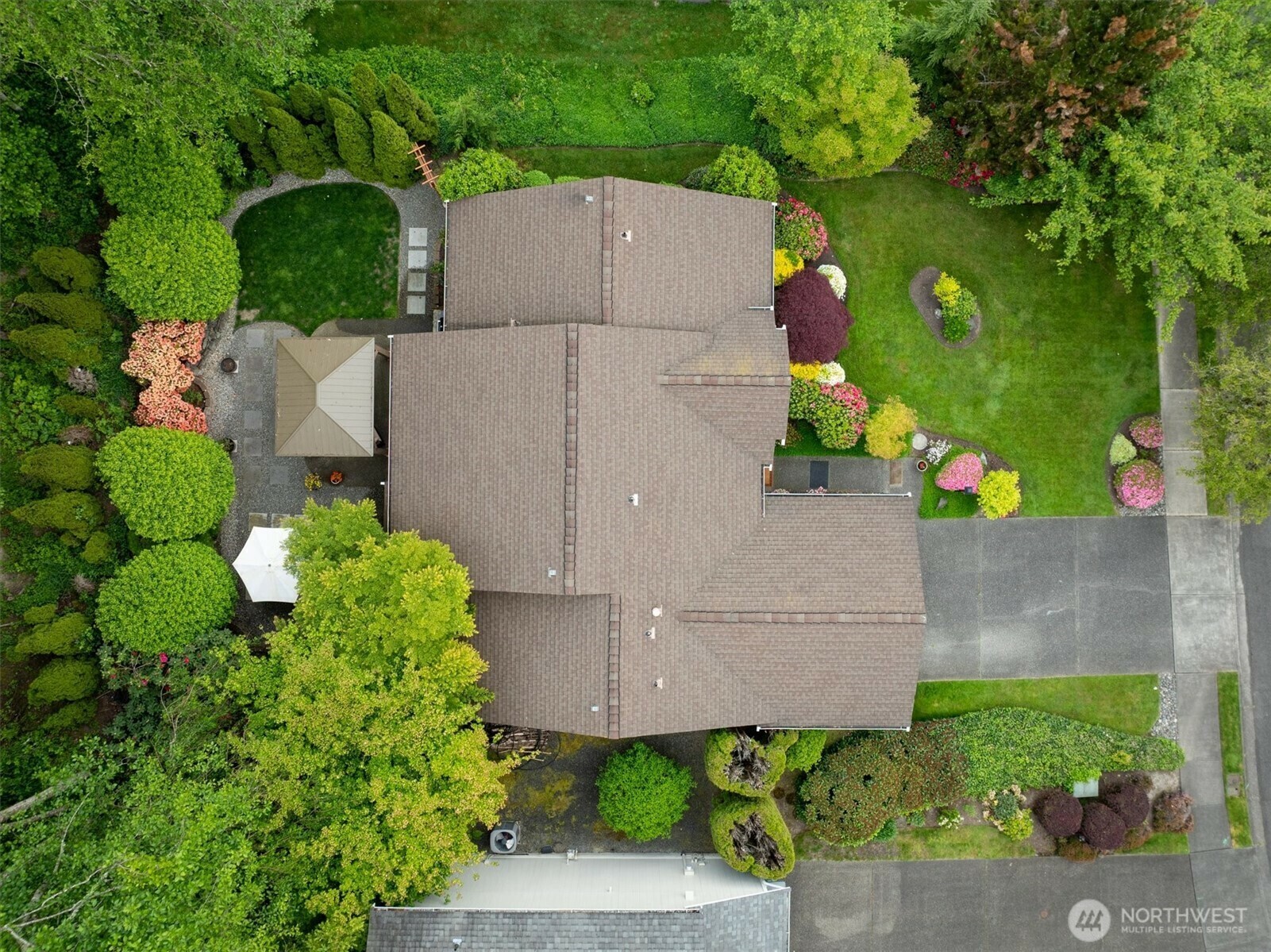 Property Photo: 1724 24th Street Pl SE WA 98372