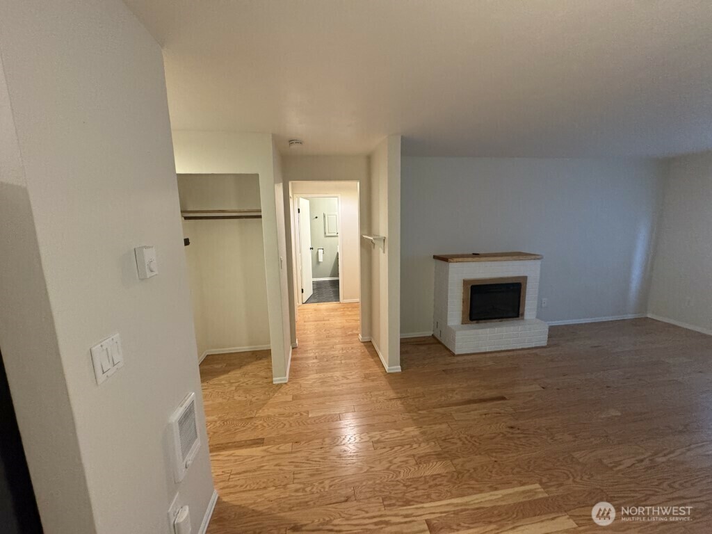 Property Photo: 3820 NE 155th Place A403 WA 98155