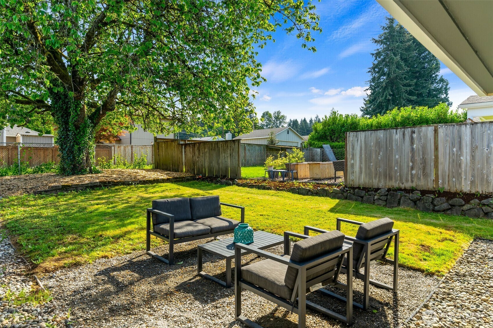 Property Photo:  811  Hayes Street SW  WA 98512 
