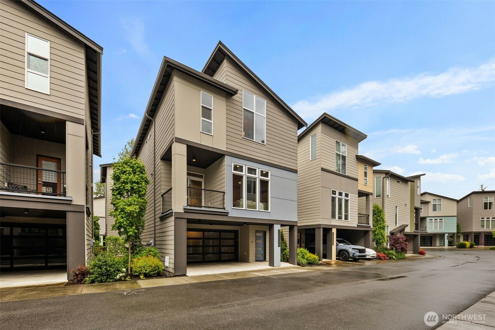 Property Photo: 15008 12th Place W WA 98087