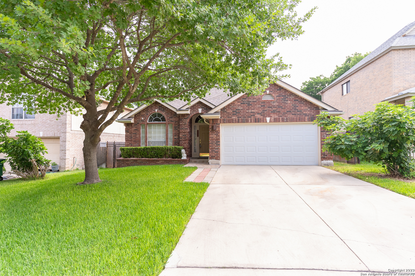 Property Photo: 1719 Pinetum TX 78213