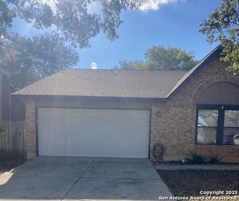 Property Photo: 6926 Country Elm TX 78240
