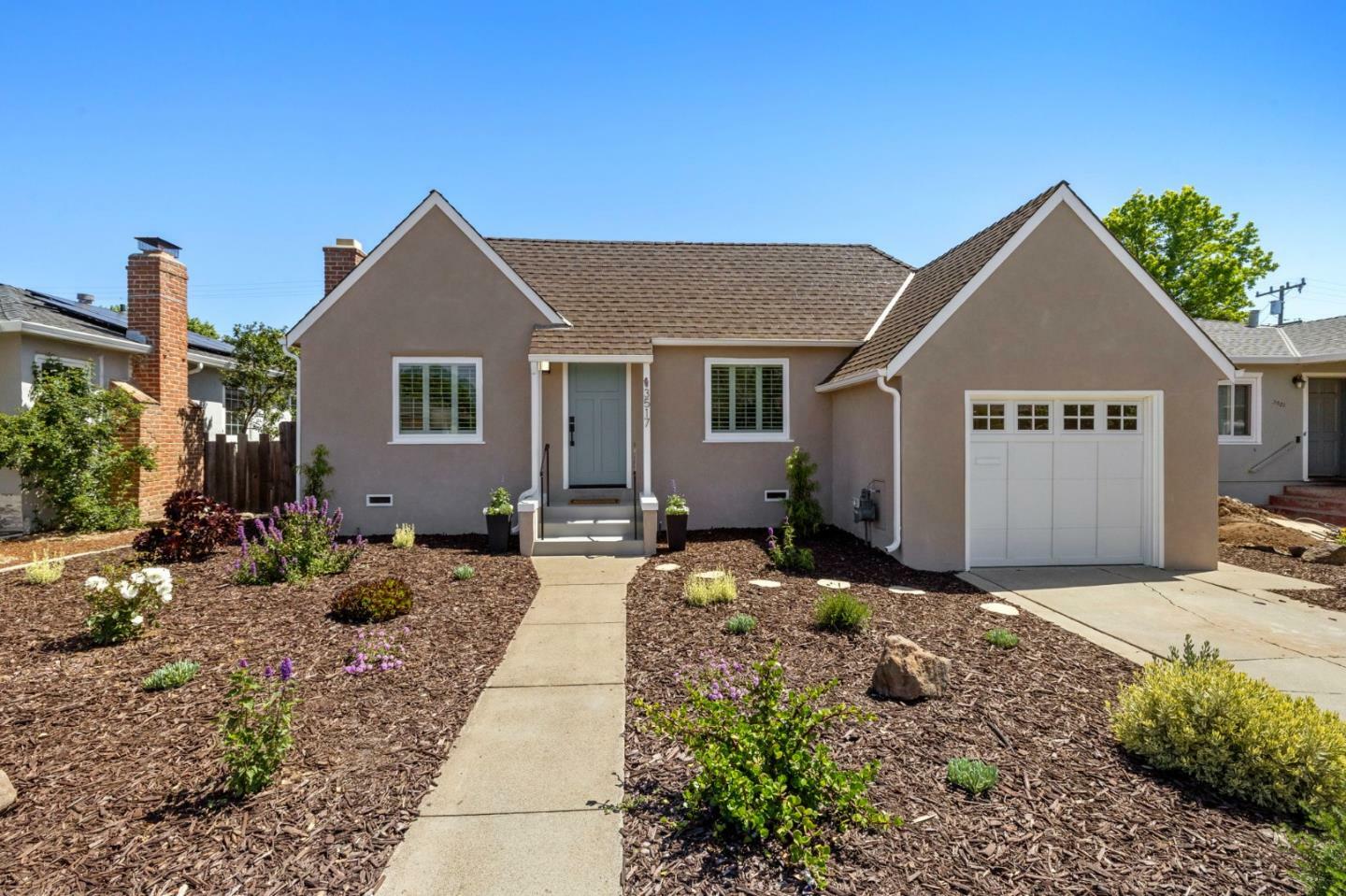 Property Photo: 3517 Pasadena Drive CA 94403