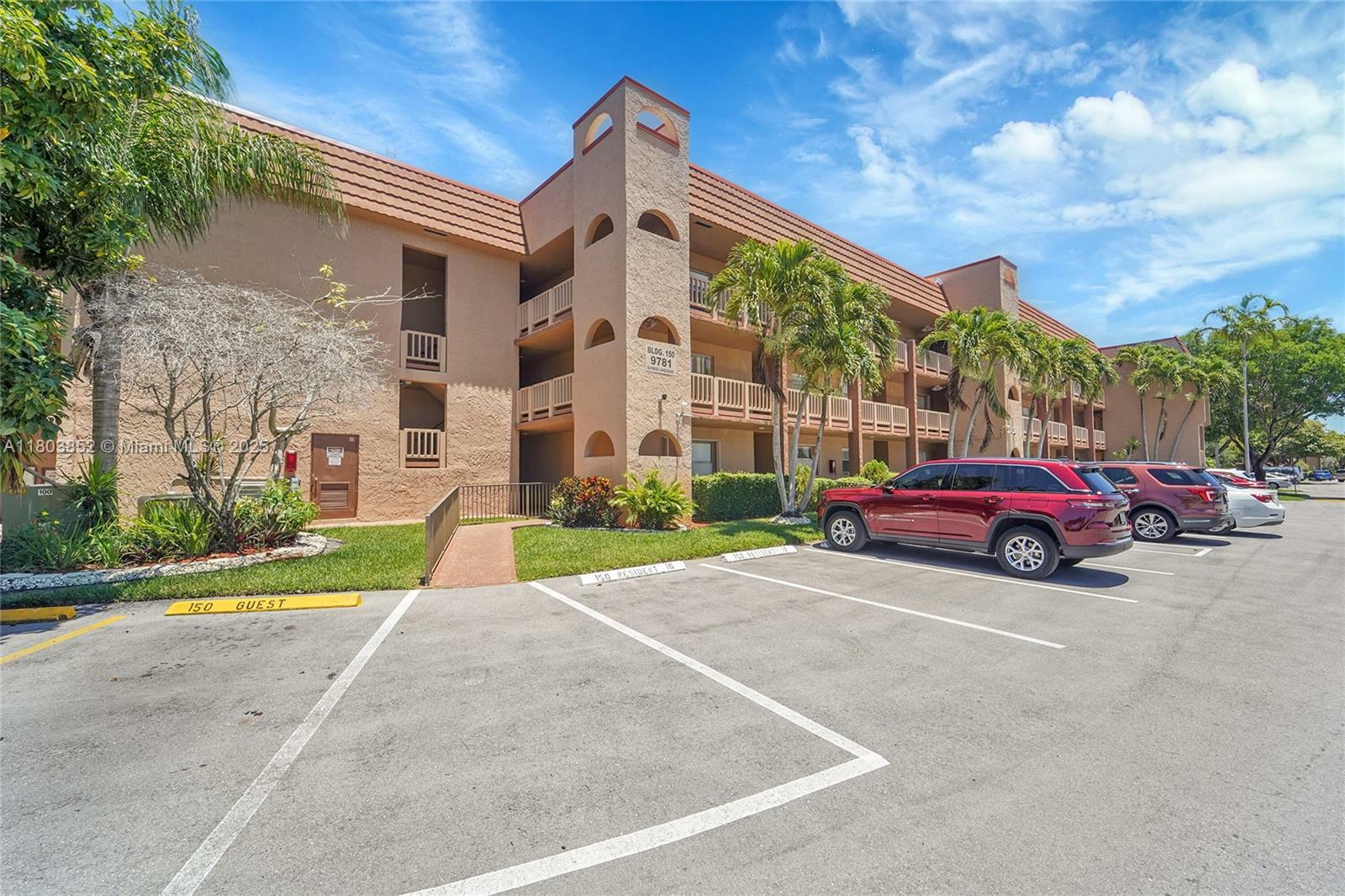 Property Photo: 9781 Sunrise Lakes Blvd 202 FL 33322