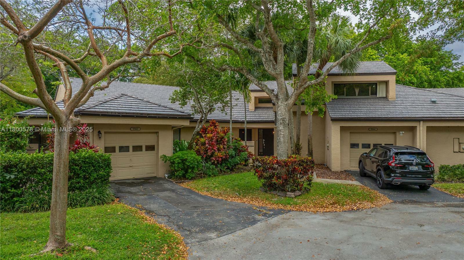 Property Photo: 9360 S Chelsea Dr S FL 33324