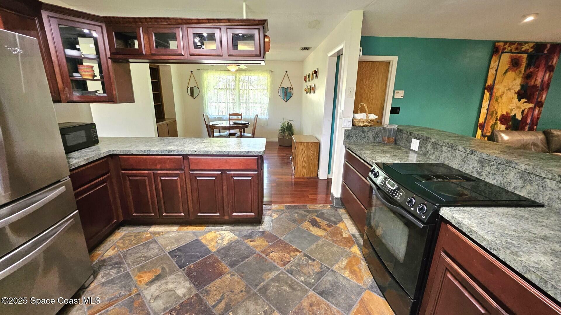 Property Photo: 306 Glen Ridge Road FL 32926