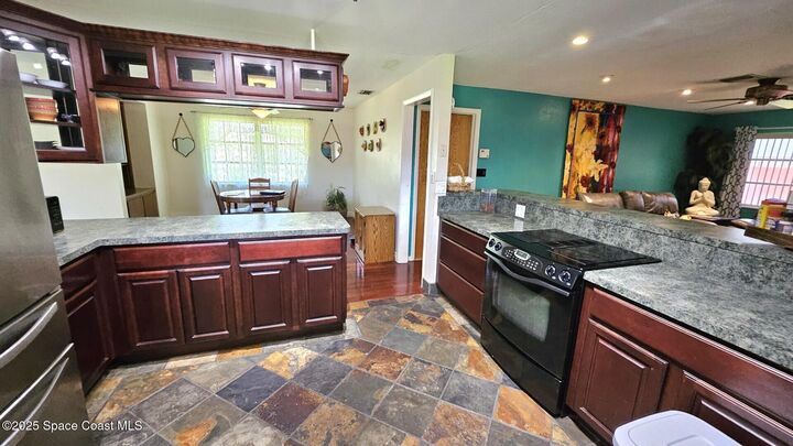 Property Photo: 306 Glen Ridge Road FL 32926
