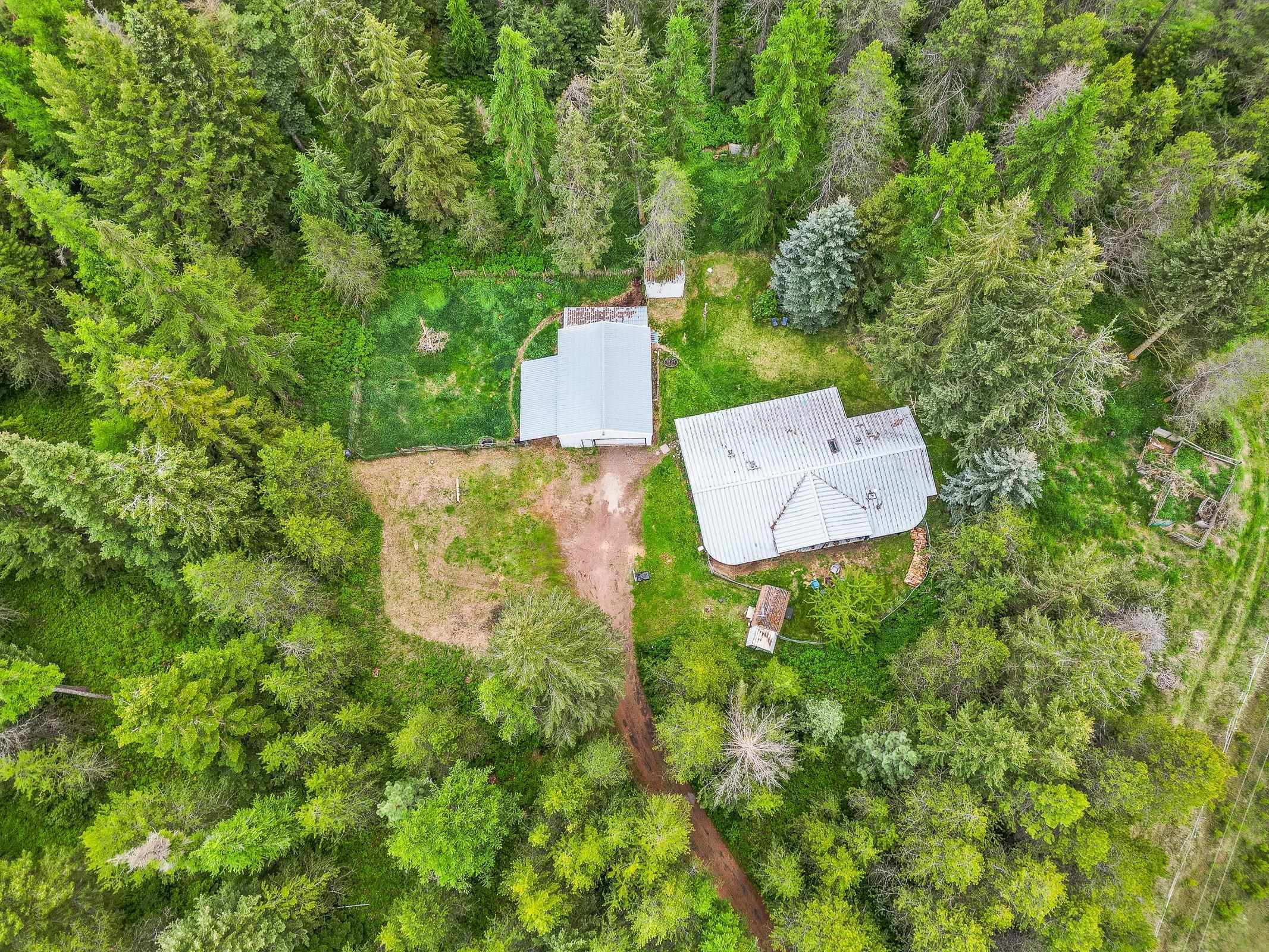 Property Photo: 4645 B N Swenson Rd WA 99110