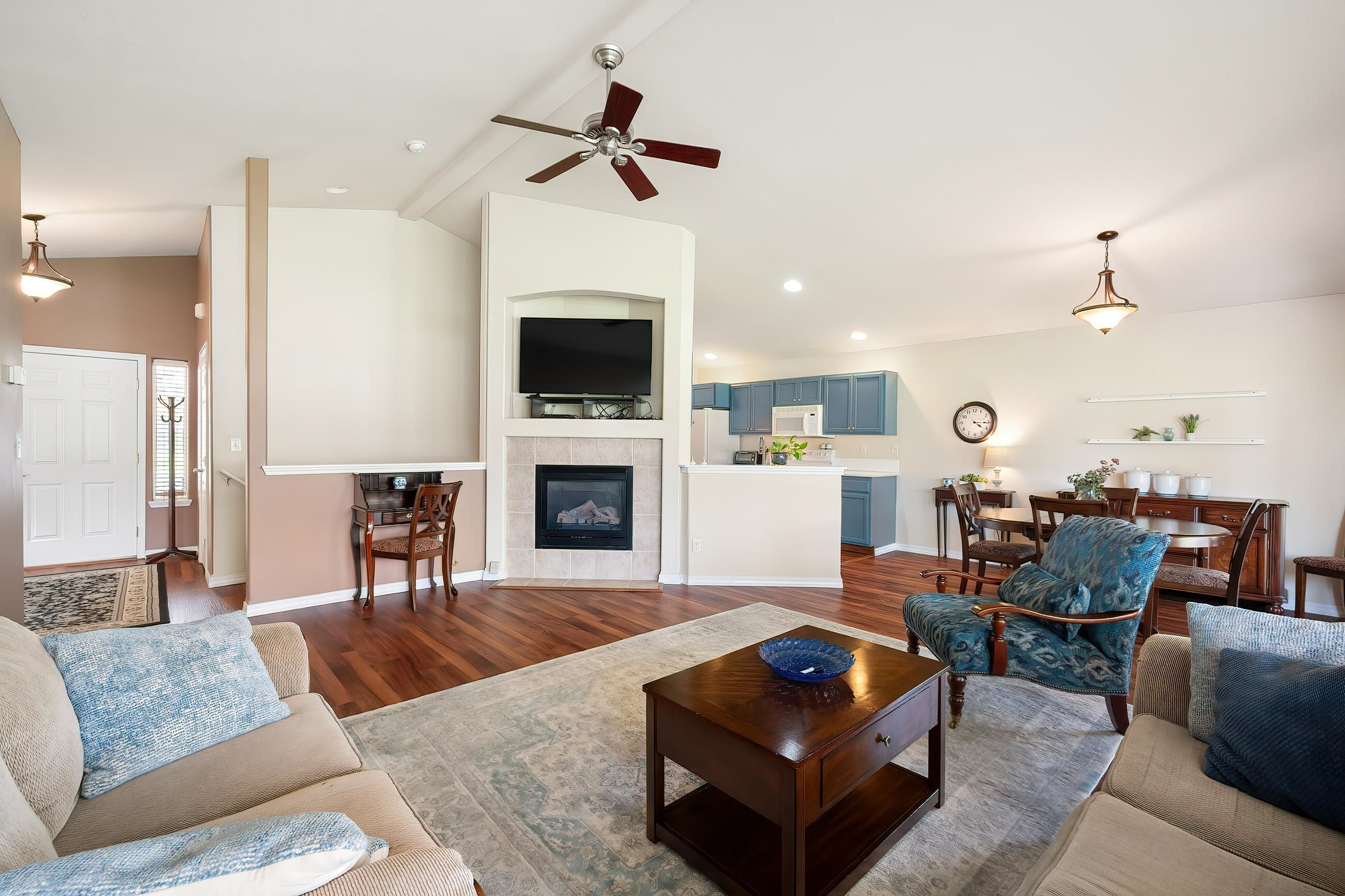 Property Photo: 16020 N Gleneden Dr WA 99208