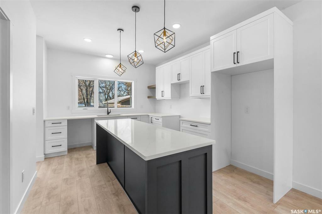 Property Photo:  1914 Herman Avenue  SK S7M 0M8 
