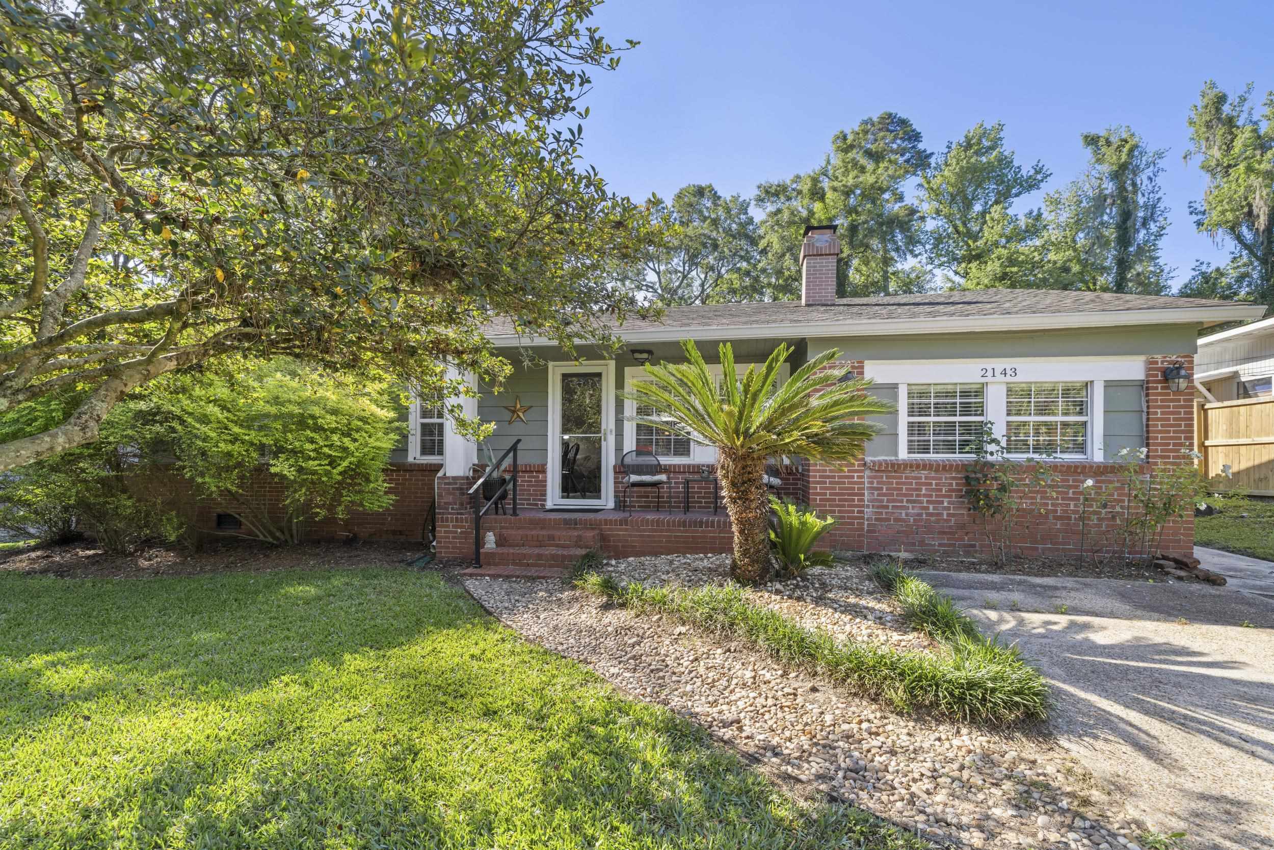 Property Photo: 2143 Longview Drive FL 32303
