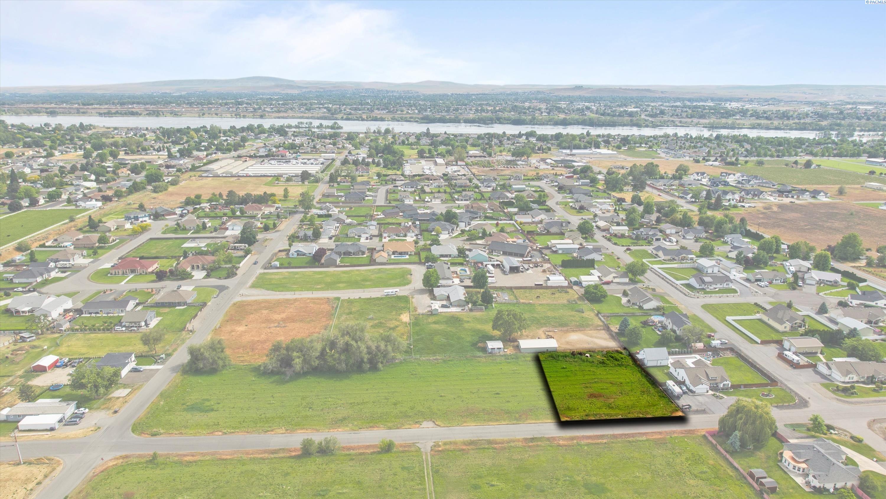 Property Photo: 6505 W Wernett Rd 1 WA