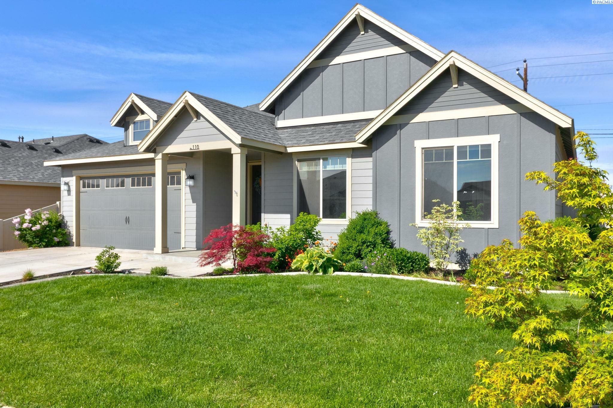 Property Photo: 110 N Zeus WA 98936