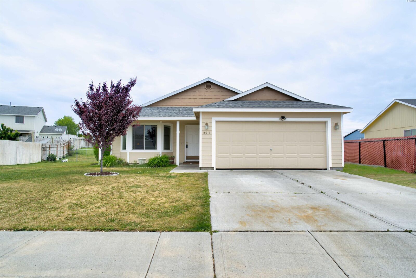 Property Photo:  9611 Welsh Dr  WA 99301 